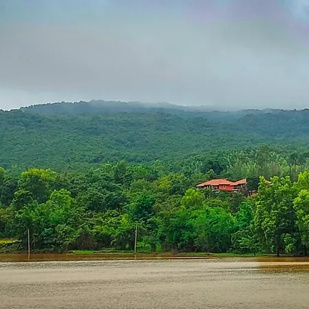 Chalobahills Farmstay Resort Ajra Exterior photo