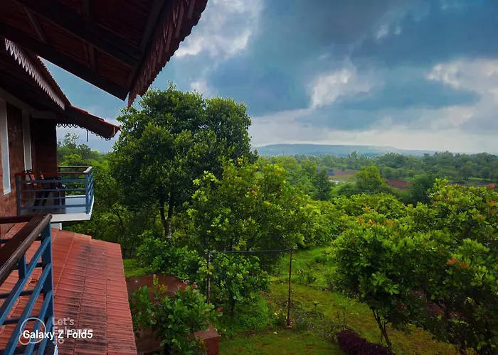 Chalobahills Farmstay Resort