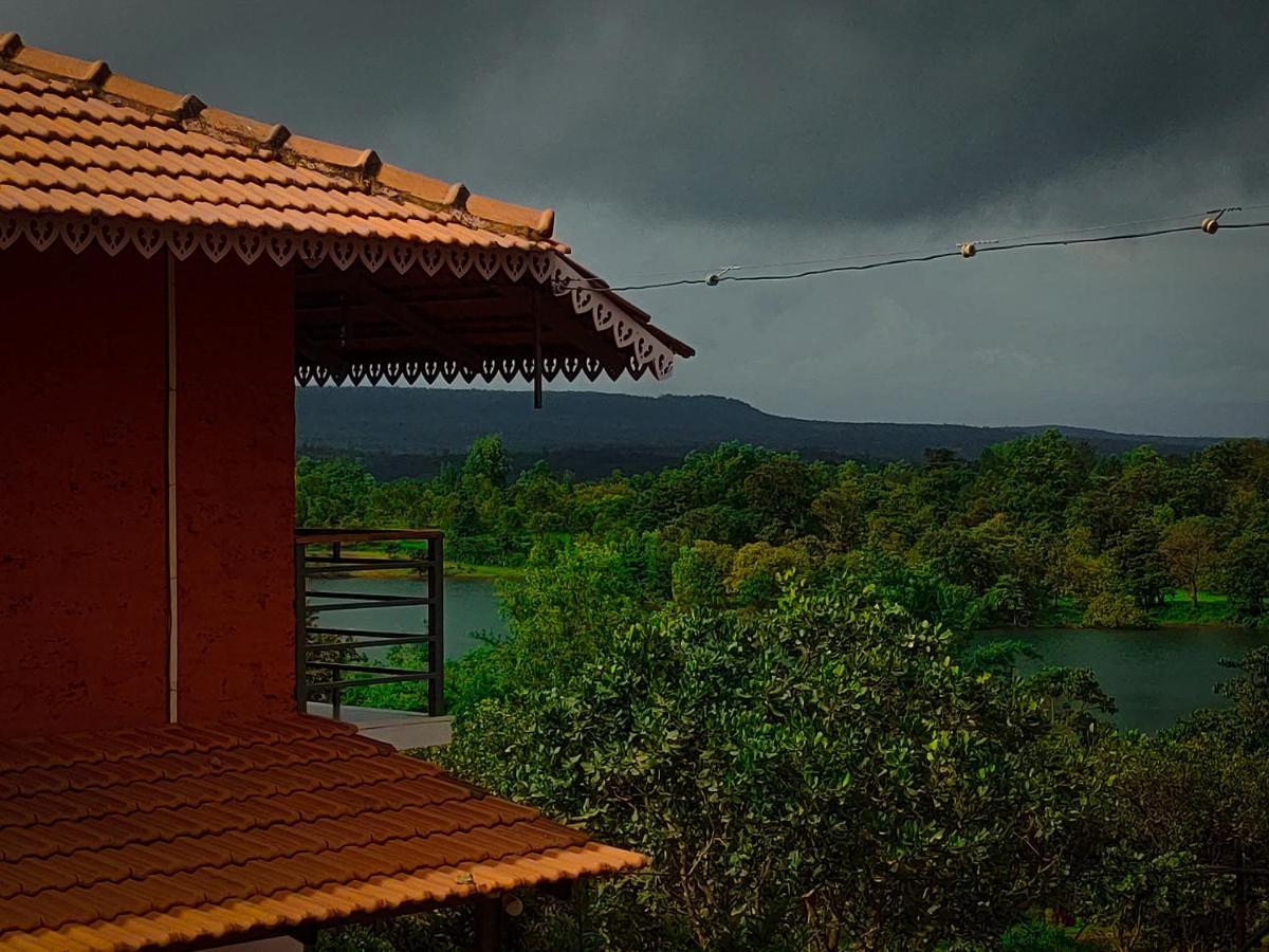 Chalobahills Farm stay *