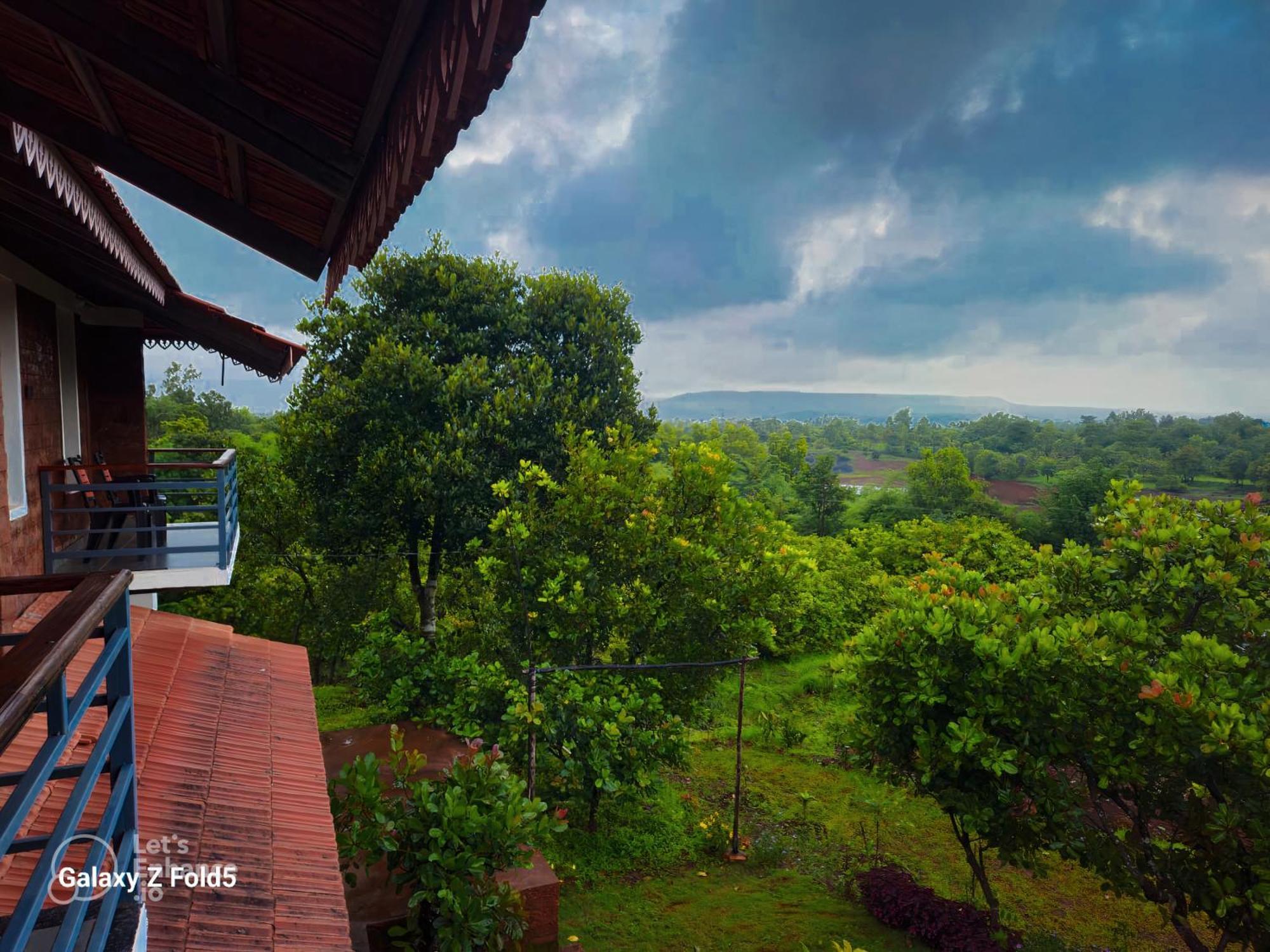 Chalobahills Farm stay