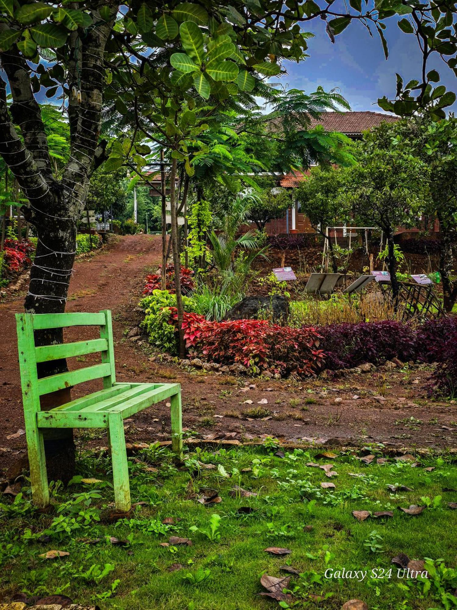 Chalobahills Farm stay Ajra