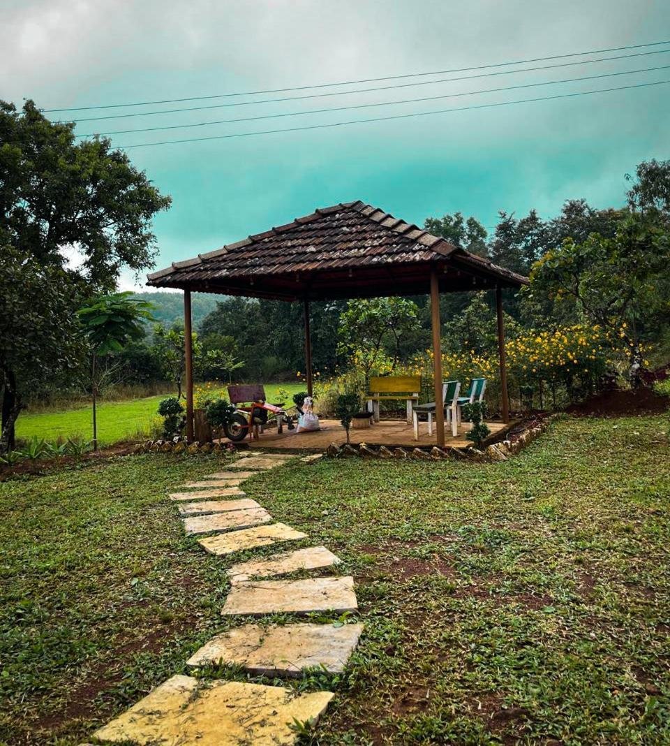 Chalobahills Farm stay Ajra